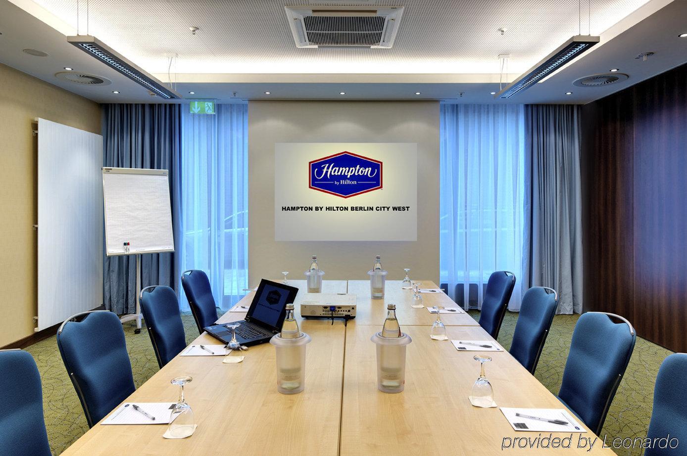 Hampton By Hilton Berlin City West Hotel Бизнес снимка