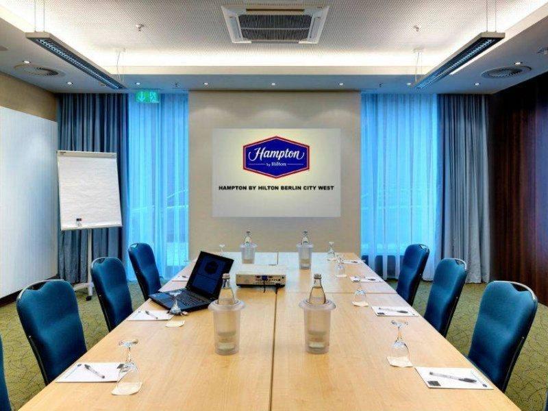 Hampton By Hilton Berlin City West Hotel Екстериор снимка