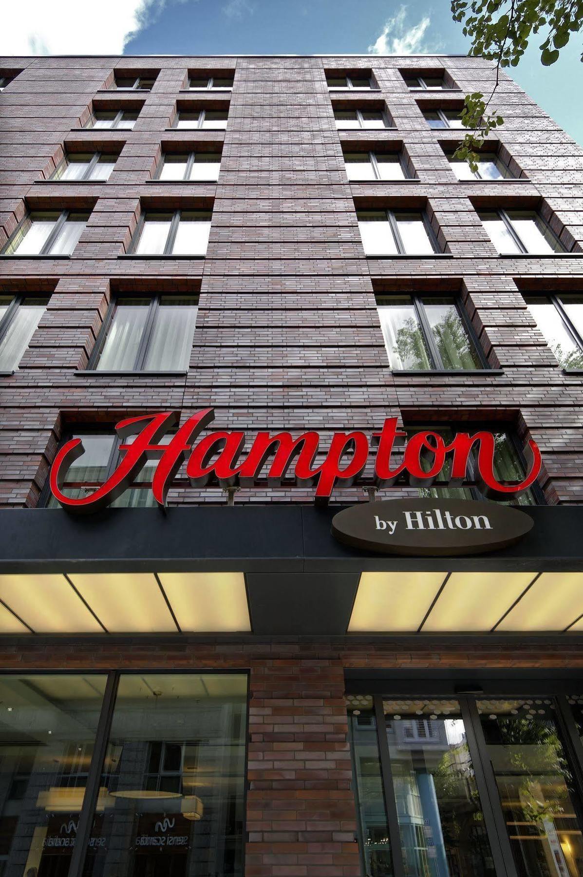 Hampton By Hilton Berlin City West Hotel Екстериор снимка